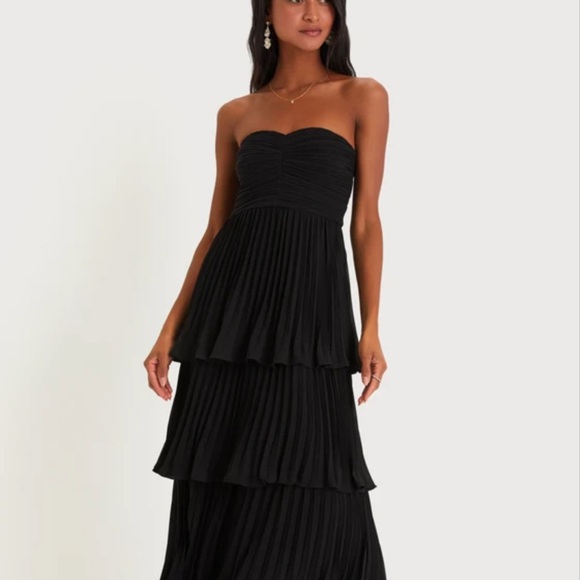 Lulus Tiered Maxi Dress (Seriously Sensational style) - Picture 2 of 3